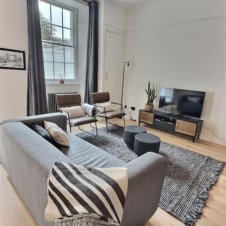Luxury Quiet 2 Bed Apartment Exeter Exterior photo