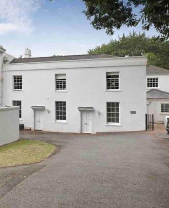 Luxury Quiet 2 Bed Apartment Exeter Exterior photo